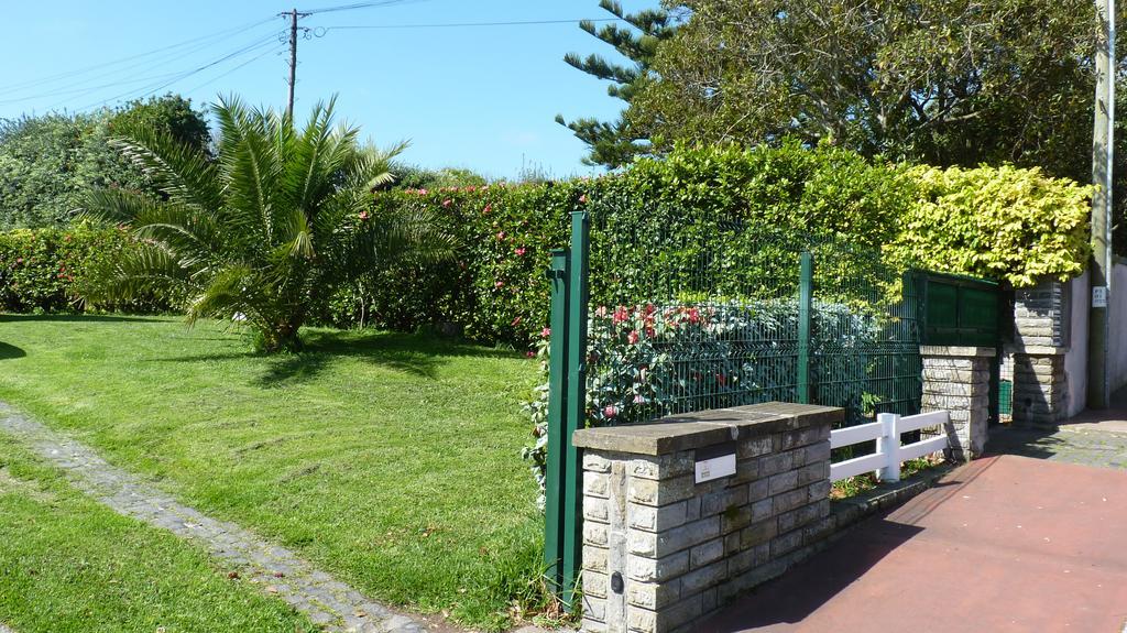 Azores Garden House - Private Suites & Apartments - Automatic Self Check-In Понта-Делгада Екстер'єр фото