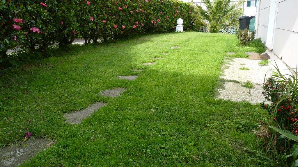 Azores Garden House - Private Suites & Apartments - Automatic Self Check-In Понта-Делгада Екстер'єр фото